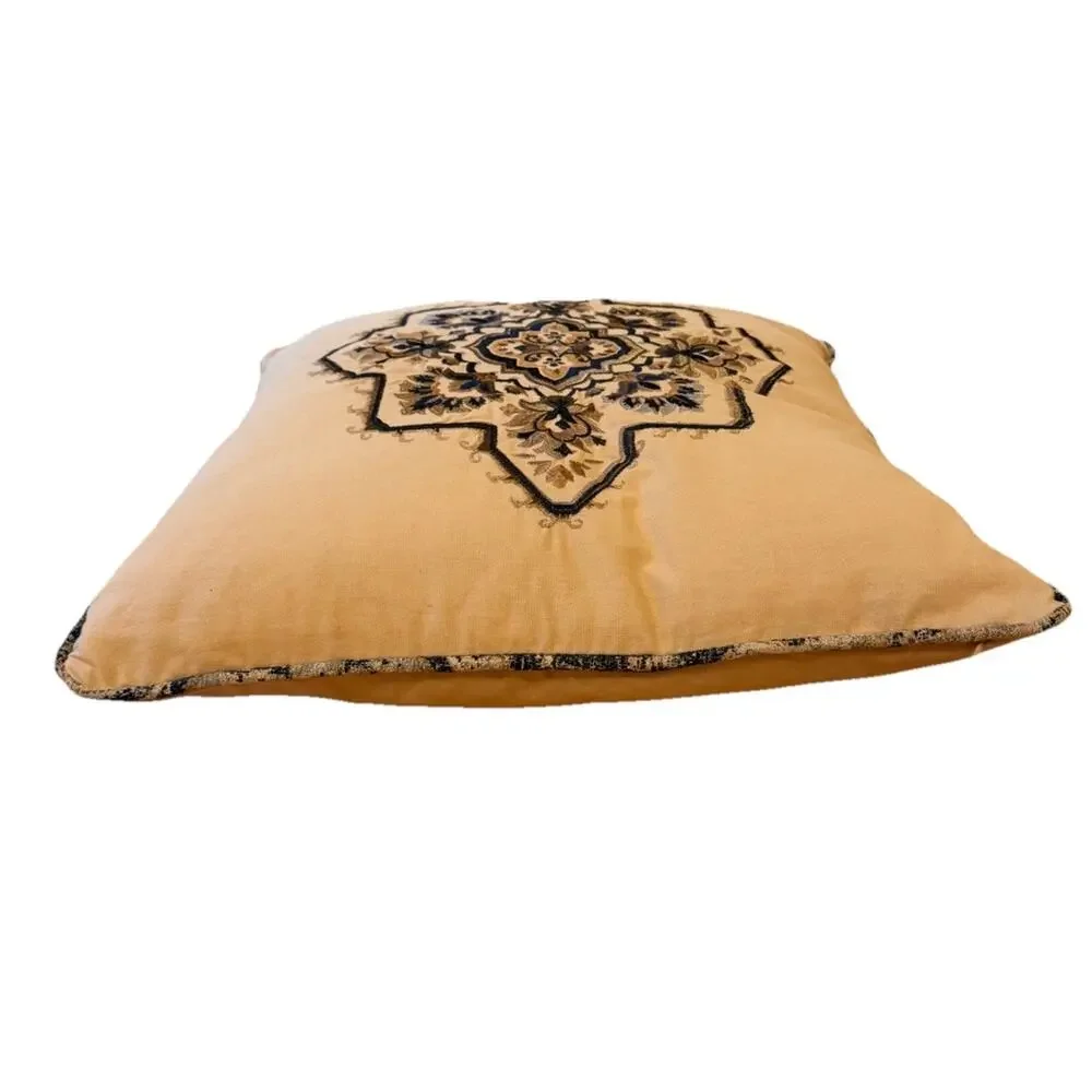 MADISON PARK Embroidered Throw Pillow With Piping 20” X 20” EUC 3588-20